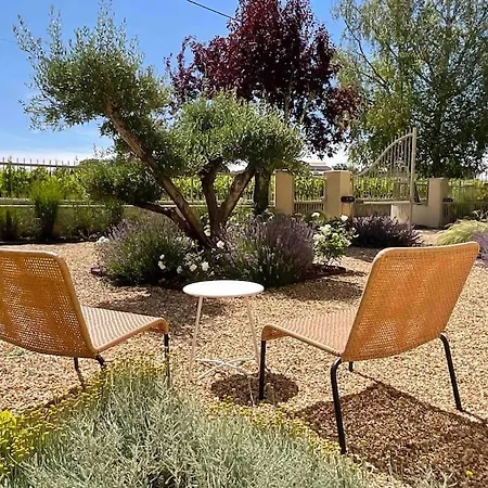 Apartment With Ac, Pool & Garden, 2km St Emilion *