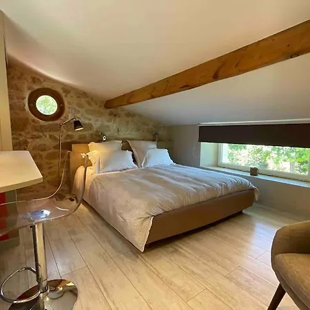 With Ac, Pool & Garden, 2km St Emilion Apartment Saint-Christophe-des-Bardes